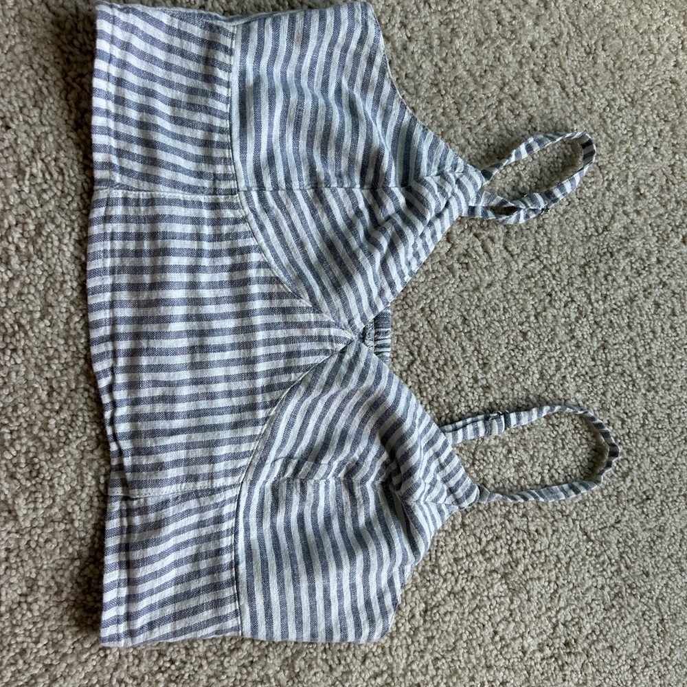 Universal Thread blue and white striped crop top - Picture 3 of 5